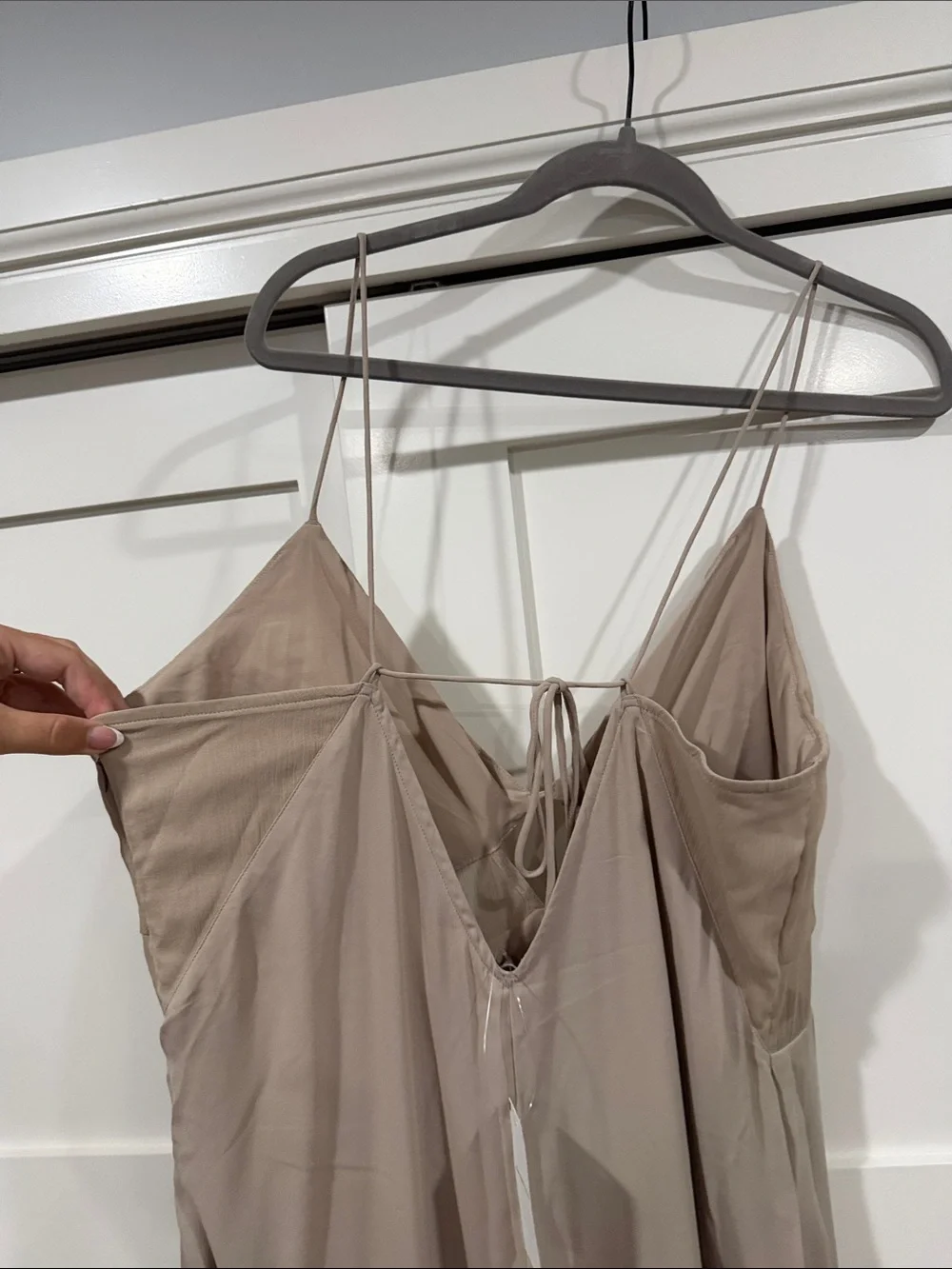 Abercrombie & Fitch lightweight neutral